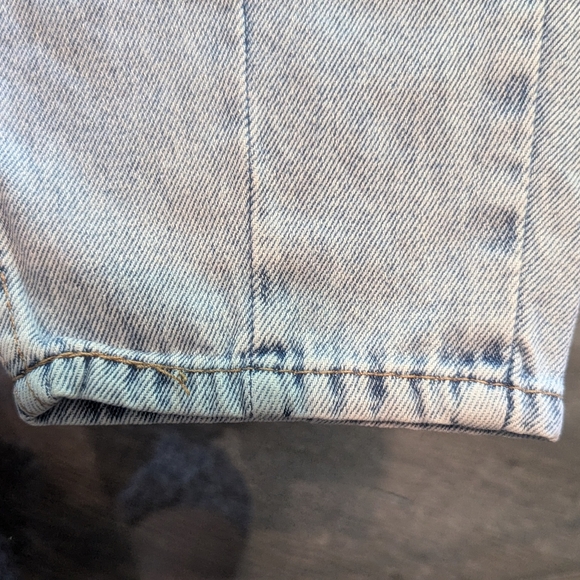 Vintage Jeans - Picture 3 of 8